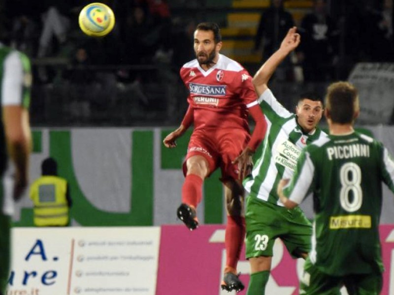 CALCIO – Bari, Di Cesare: “I playoff saranno totalmente diversi. Non ci sarà una favorita e tutte saranno&nbsp;temibili”