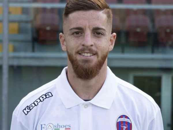 CALCIOMERCATO – L’agente di Giacomarro (Casarano): “Mi ha contattato un club di C, e uno di&nbsp;D”