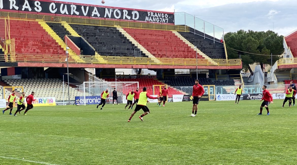 Foggia, seduta di allenamento domenicale: in tre prendono parte al lavoro differenziato
