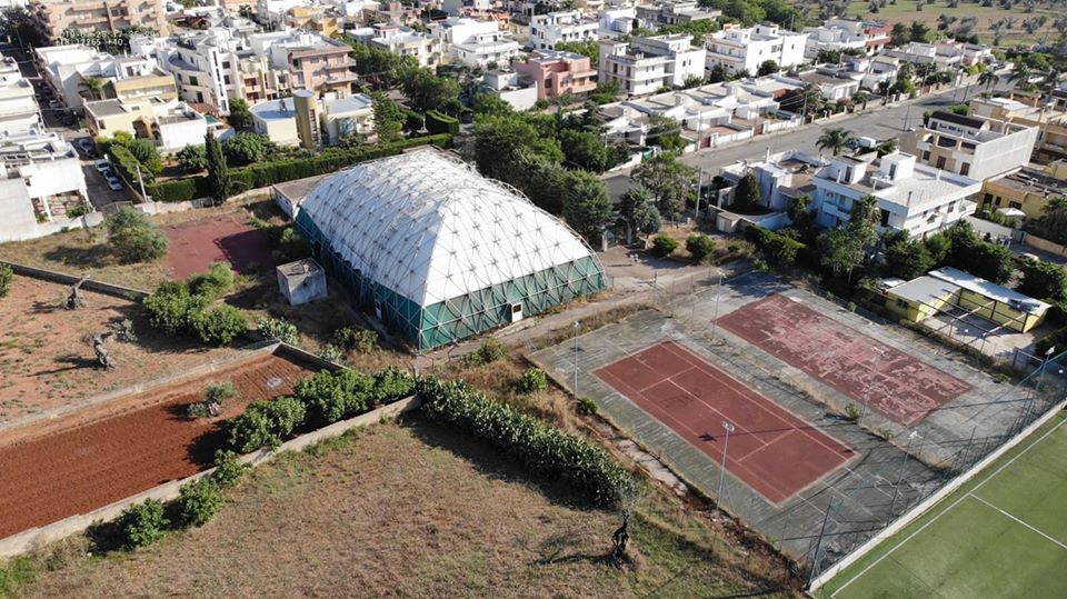 A Parabita rinasce il centro sportivo "Pallone Tensostatico"
