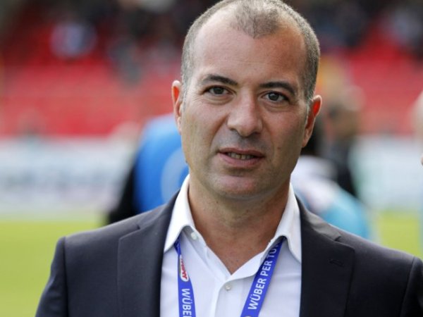 CALCIO – Lecce, pres. Damiani: “Meglio riprendere per evitare un collasso finanziario”