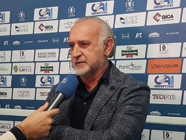 CALCIO – Fidelis Andria, Roselli: “Faccio fatica a poter pensare ad una possibile ripresa dei campionati”