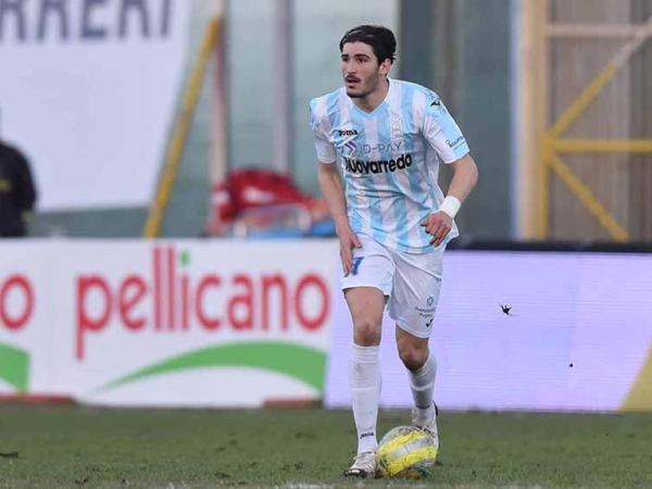 CALCIO – V.Francavilla, Caporale: “Situazione drammatica. Abituato a fare l’esterno, Trocini mi ha trovato la posizione&nbsp;ideale”