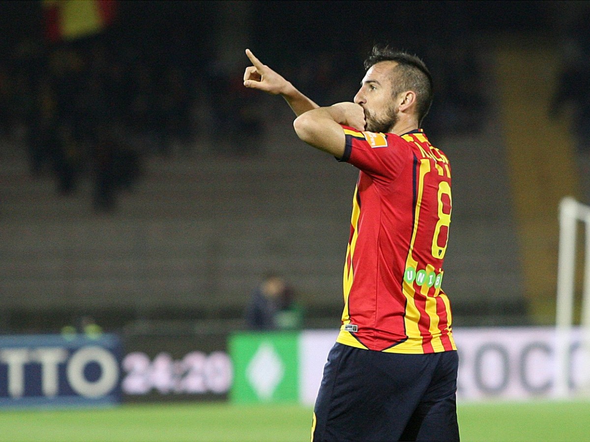 CALCIO -Lecce, Mancosu: “Siamo alla pari con il Genoa, e non possiamo farci distaccare”