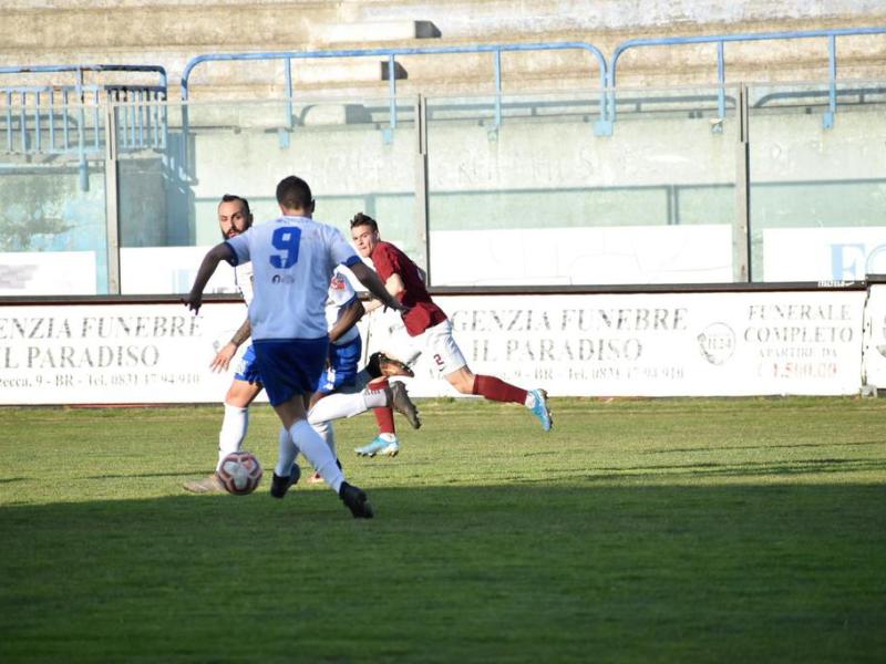 CALCIO – Brindisi, Montinaro: “Convinto a firmare grazie al mister e al preparatore atletico. Riguardo al futuro…”
