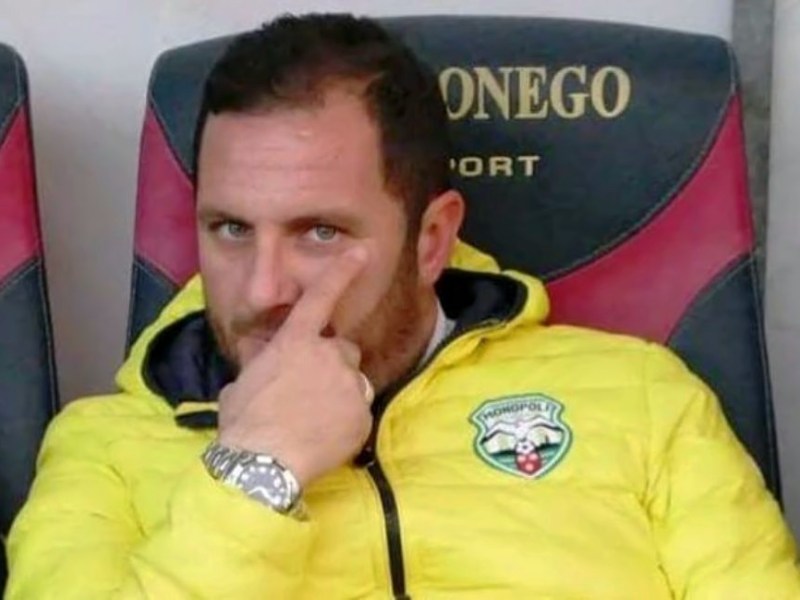 CALCIO – Monopoli, De Carne: “Ci riteniamo pronti per giocarci i playoff. Non siamo tra i favoriti ma è meglio&nbsp;così”