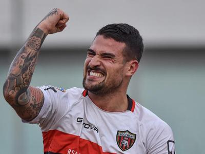 CALCIOMERCATO – Taranto, nel mirino un bomber da doppia&nbsp;cifra