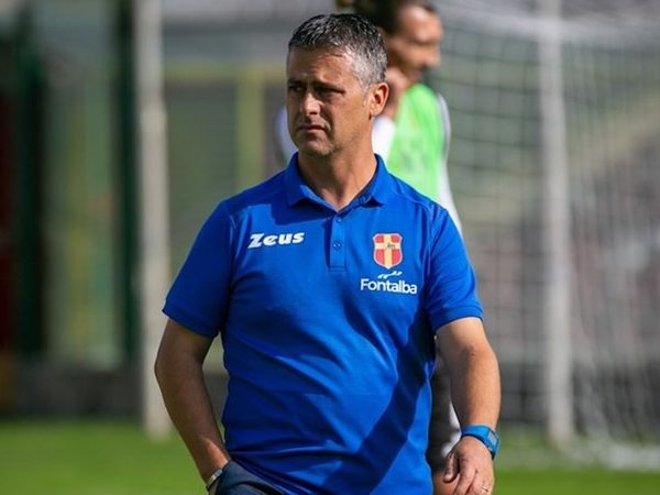 CALCIOMERCATO – Taranto, il nome caldo per la panchina è quello di&nbsp;Costantino