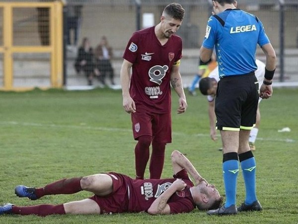 CALCIO – Nardò, Stranieri: “Morale a pezzi. Ci fanno retrocedere nonostante gli stessi punti della&nbsp;Nocerina”